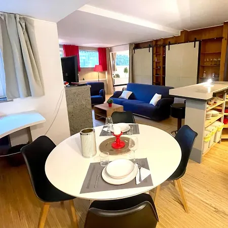 Camilluccia Ponte Milvio Farnesina Luxury Loft With Private Box Parking ローマ