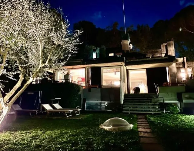 Апартаменты Tor Di Quinto Ponte Milvio Farnesina Luxury Loft With Private Box Parking Рим